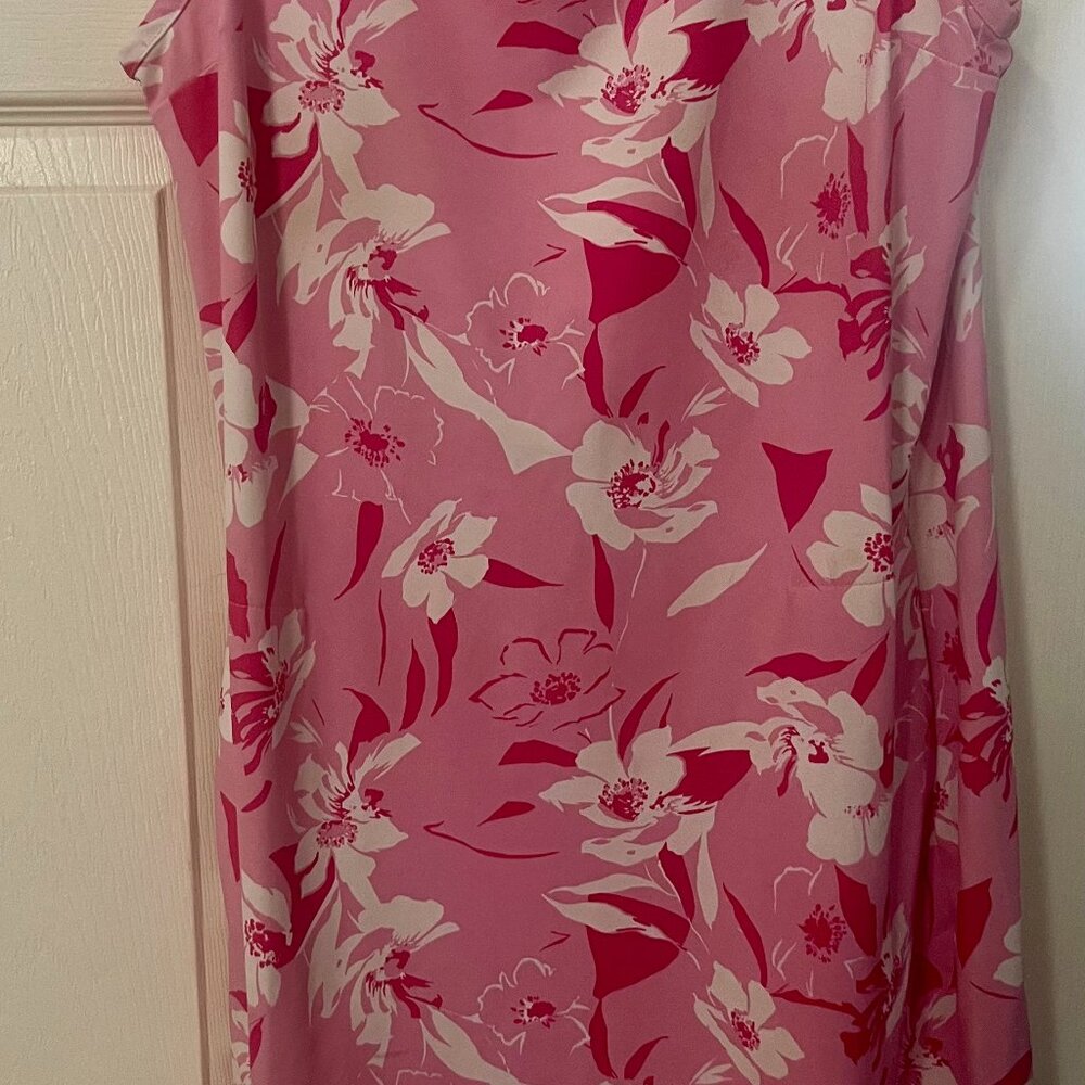 Columbia athletic dress